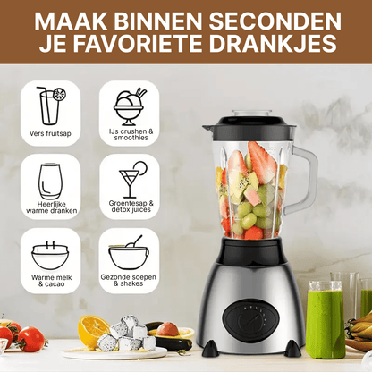 Blender met stukjes fruit in glazen kan, omringd door ijsblokjes, groenten en glazen met sap en smoothies.
