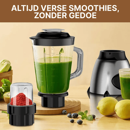 Blenderkan gevuld met groene smoothie en apart opzetstuk met poeder, naast losse blenderbasis en vers fruit.