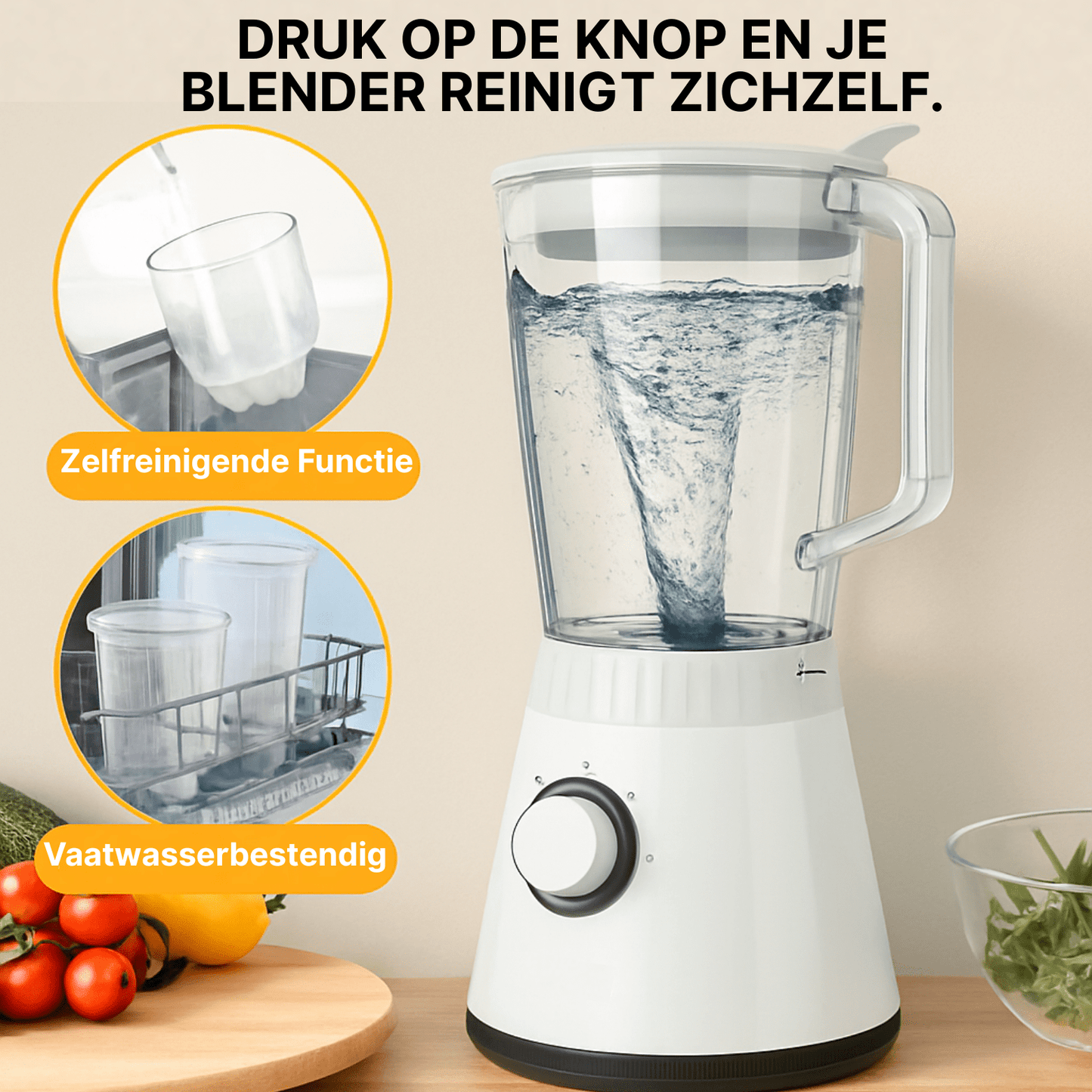 Witte NutriBlend blender met draaiknop en zelfreinigende functie op aanrechtblad.